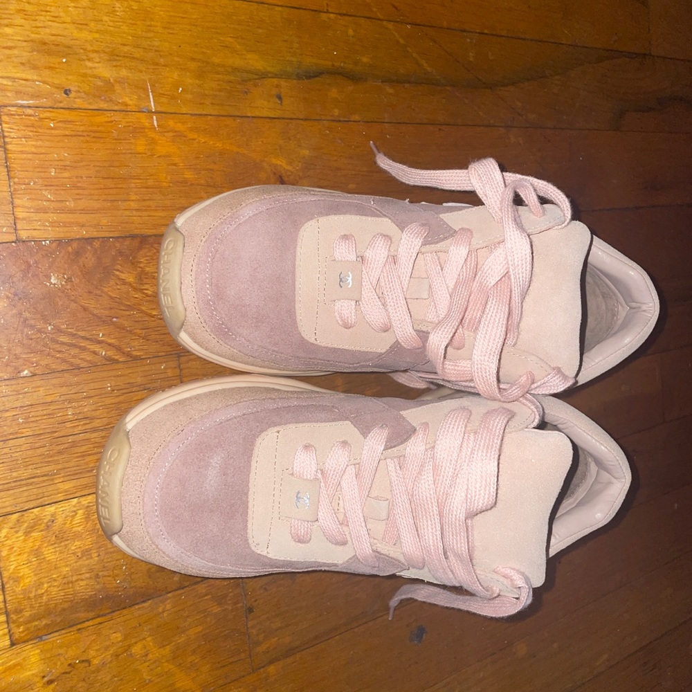 CHANEL  sneakers women’s size EUR 39